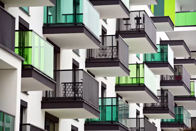 Balcony balustrade panels